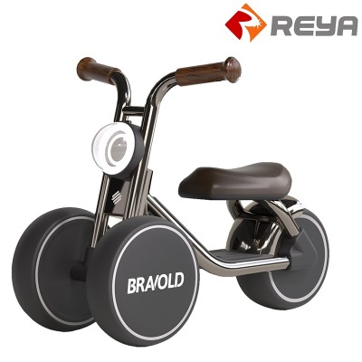 Outdoor No Pedals 1-4.5 Years Old Toddler Foot Scooter Kids 4 Wheels Ride-On Cars Toys Children Sliding Baby Balance Bike Outdoor No Pedals 1-4.5 Years Old Toddler Foot Scooter Kids 4 Wheels Ride-On Cars Toys Children Sliding Baby Balance Bike