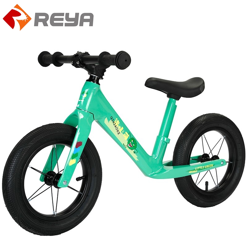 PH050 Vehículo de equilibrio infantil PH050 Vehículo de equilibrio infantil