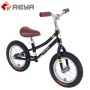 PH051 Vehículo de equilibrio infantil
