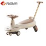 NN072  Coche oscilante para niños 