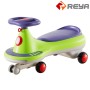  NN070  Coche oscilante para niños 